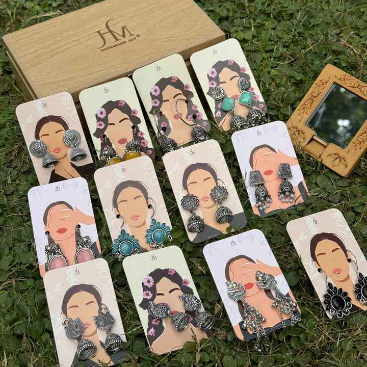 12 Jhumka Gift Set in Wooden Box with Mirror
