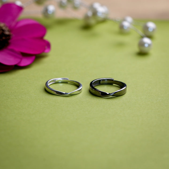 Eternity Promise Mobius Couple Rings